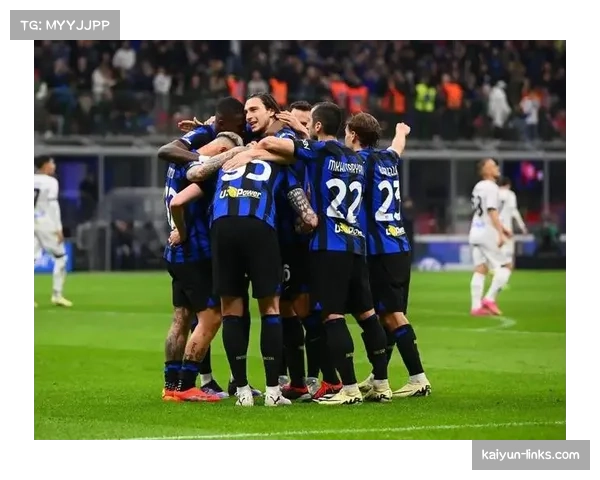 多特蒙德中场核心调度有序 掌控比赛节奏能力突出